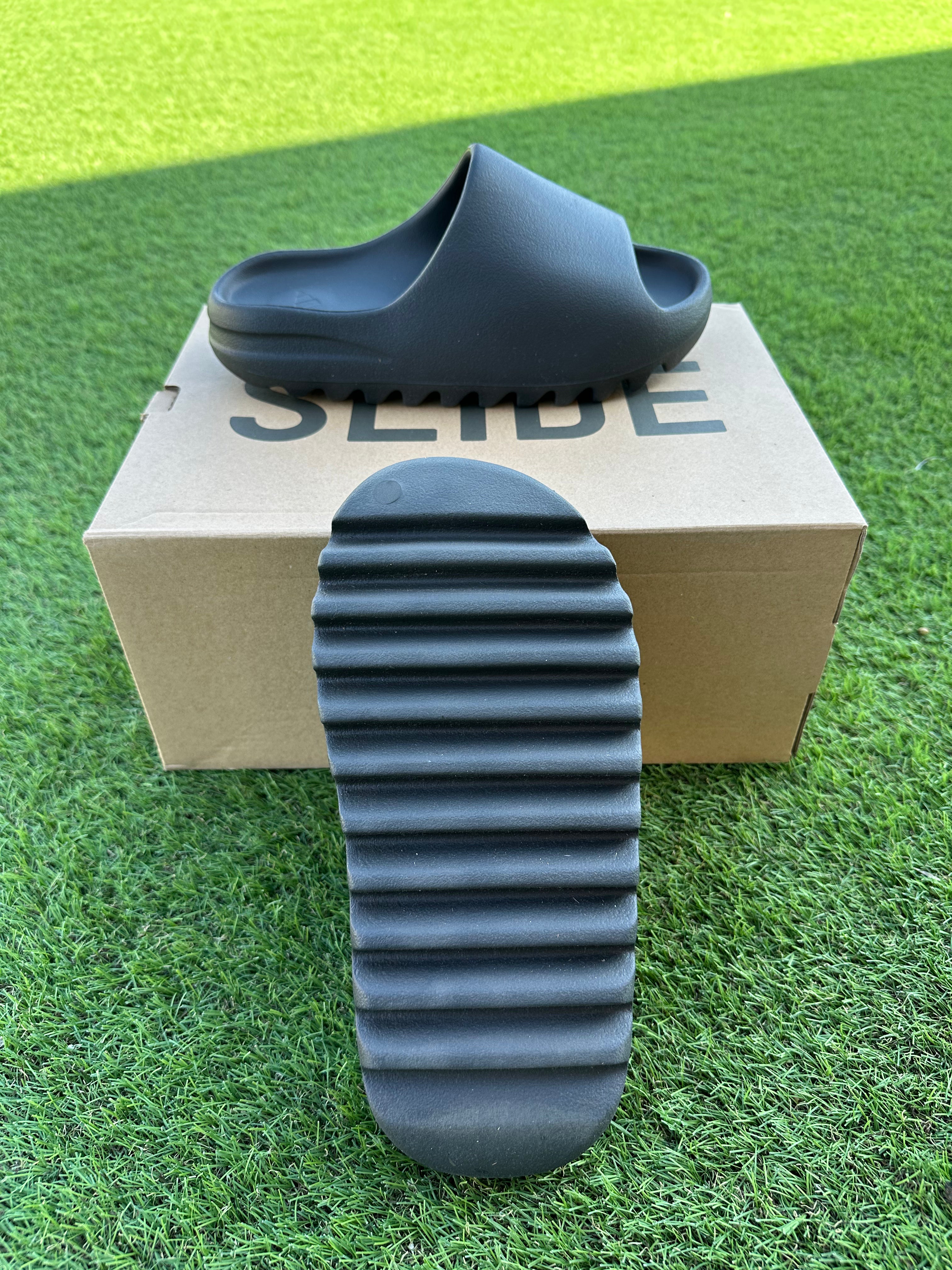 Yeez Slide Bone and Slate Grey